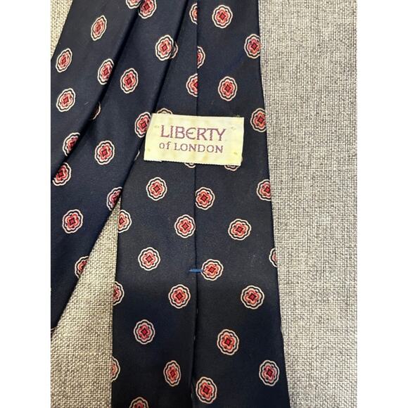 Vintage Liberty of London Men's 3" Skinny Neck Tie Navy Blue Gold Design Silk - Picture 3 of 3